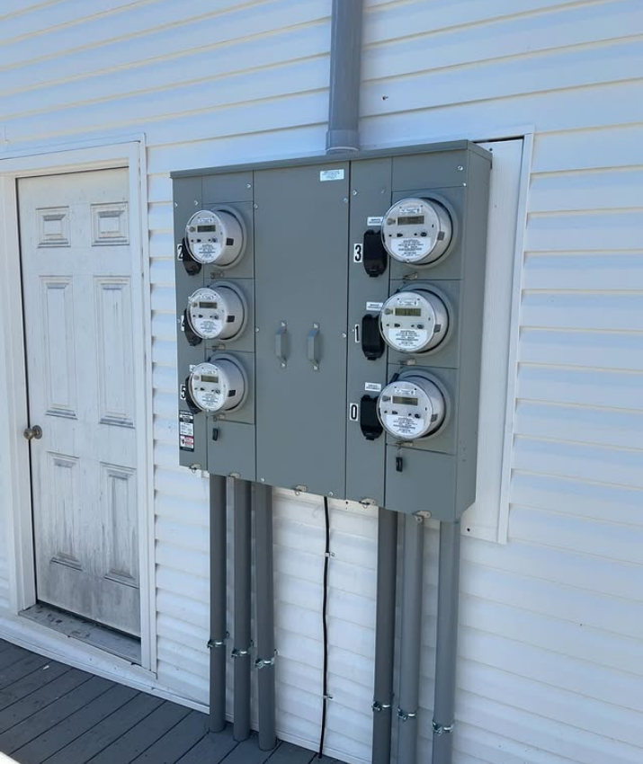 A 6 unit apartment building needed a new service. Eden Electric to the rescue!